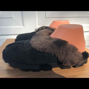 UGG  Mens  Black Winter Slippers Slides  Size 10